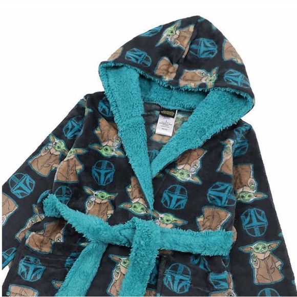 Star Wars 3 piece pajama and robe set - Picture 5 of 5